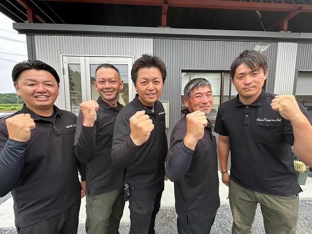 スタッフ画像.jpg